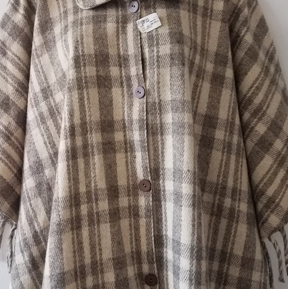 100% Wool Poncho Womens Collared Button Down - Picture 7 of 7